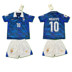 8495  Детски футболен комплект France MBAPPE 10