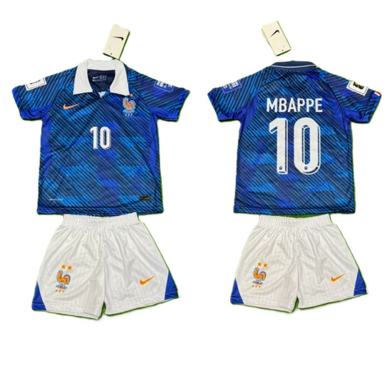 8495  Детски футболен комплект France MBAPPE 10