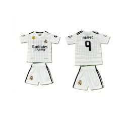 8232 Детски футболен комплект REAL MADRID MBAPPE 9