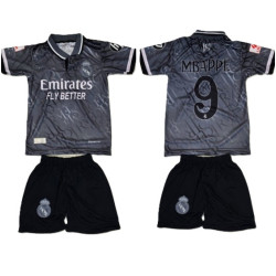 8304 Детски футболен комплект REAL MADRID MBAPPE 9