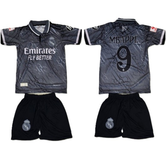 8304 Детски футболен комплект REAL MADRID MBAPPE 9
