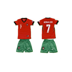 8165 Детски футболен комплект Portugal Ronaldo 7 червено със зелено