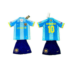 8209 Детски футболен комплект Barcelona RONALDINHO 10