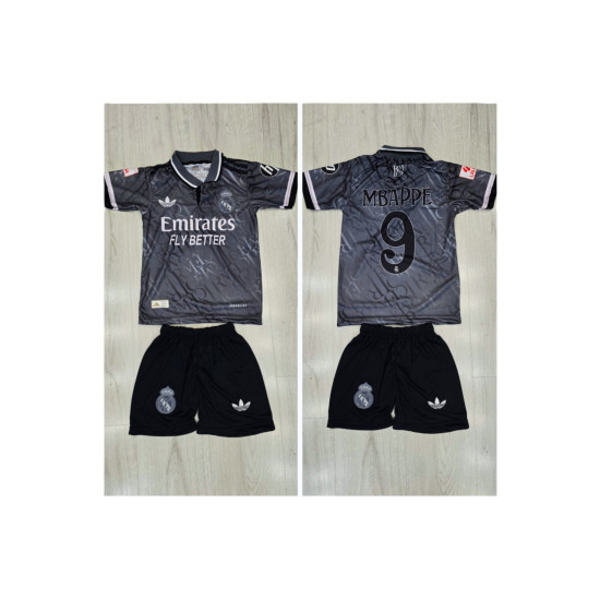 8304 Детски футболен комплект REAL MADRID MBAPPE 9